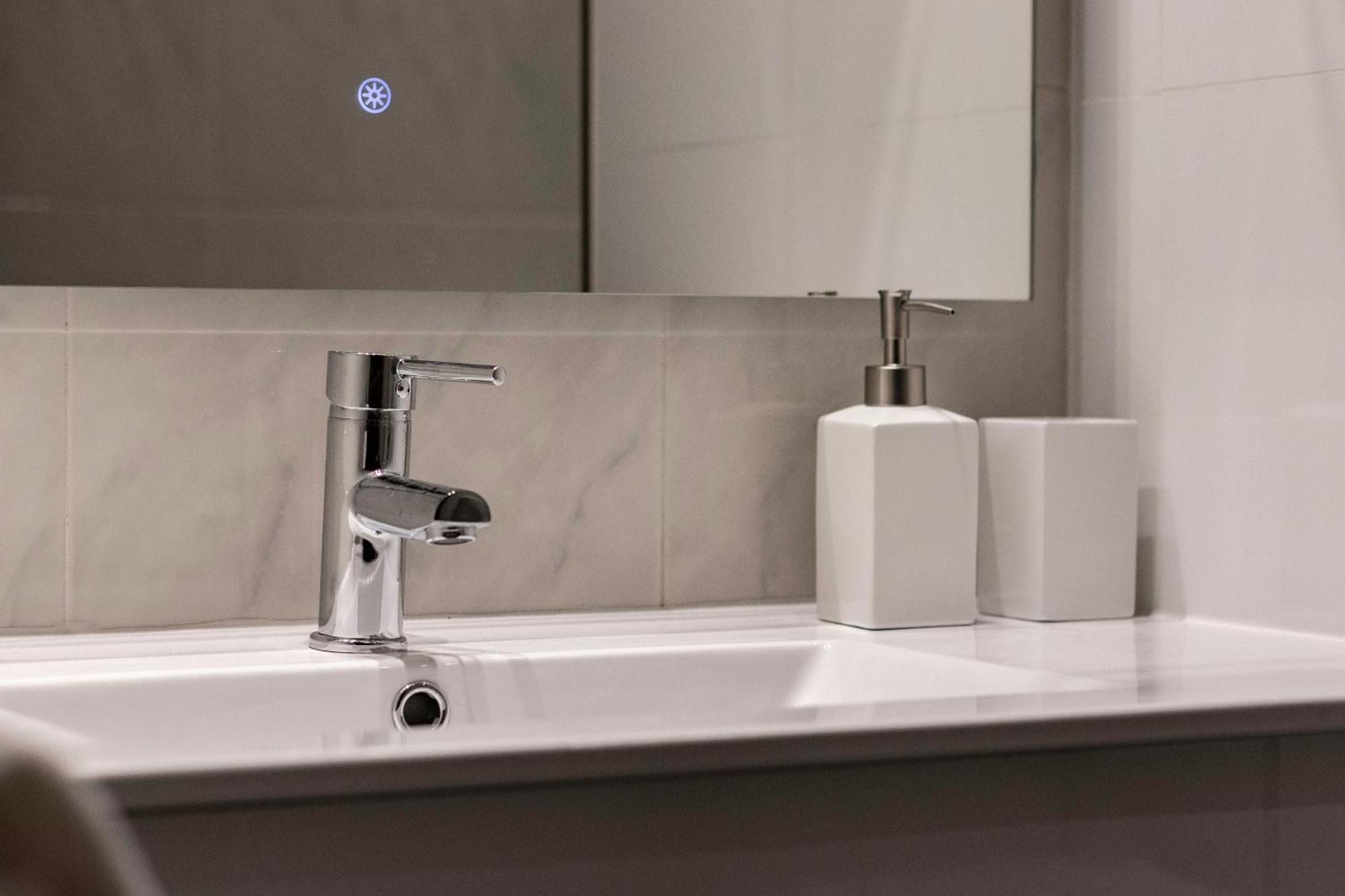 Apartamento Uribitarte Bilbao Buitenkant foto