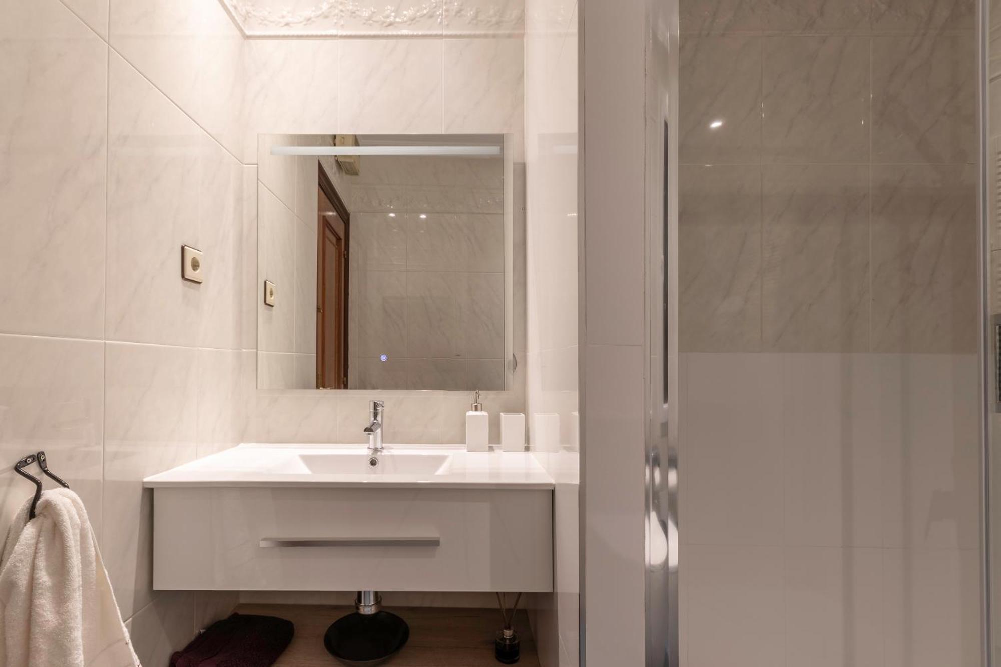 Apartamento Uribitarte Bilbao Buitenkant foto